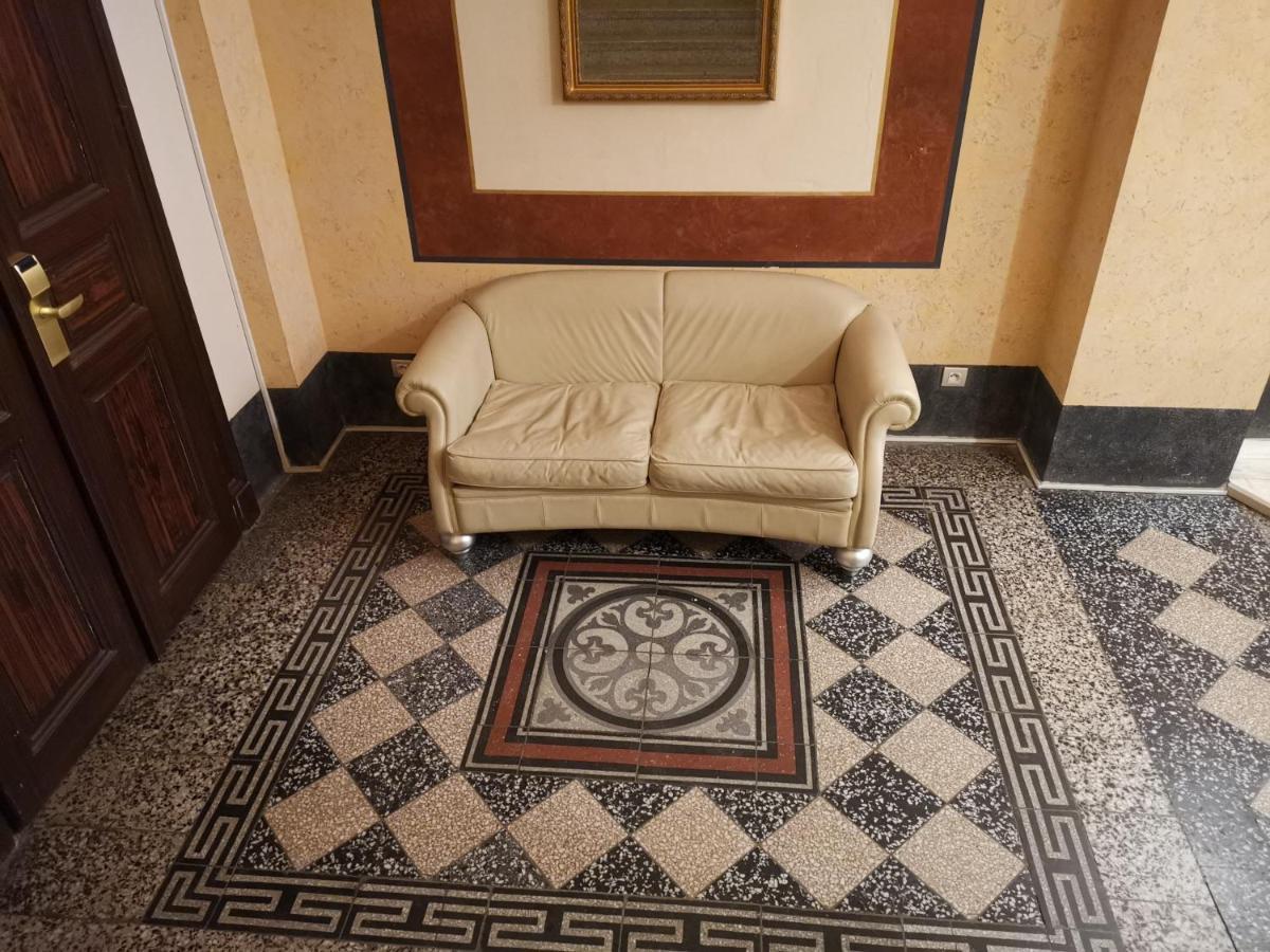 Quiet Apartment In Prague Center Экстерьер фото