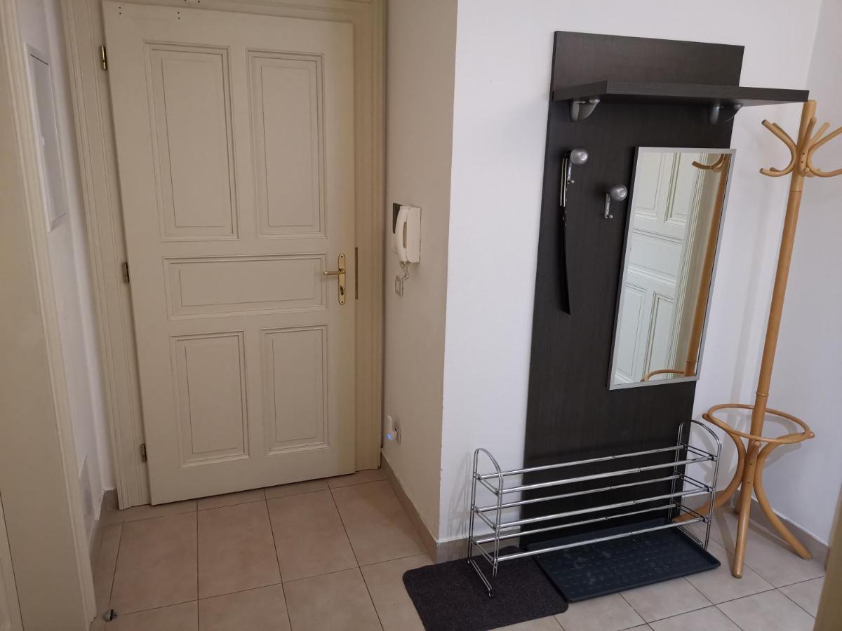 Quiet Apartment In Prague Center Экстерьер фото