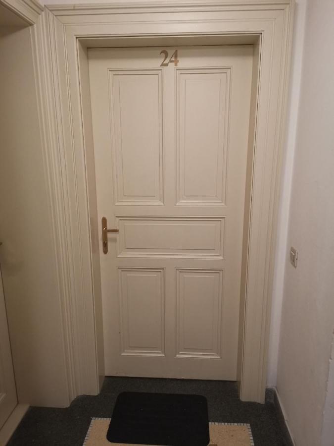 Quiet Apartment In Prague Center Экстерьер фото